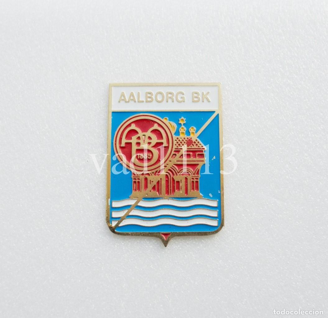 Colecionismo desportivo: Badge Pin: European football clubs Denmark - AaB Fodbold