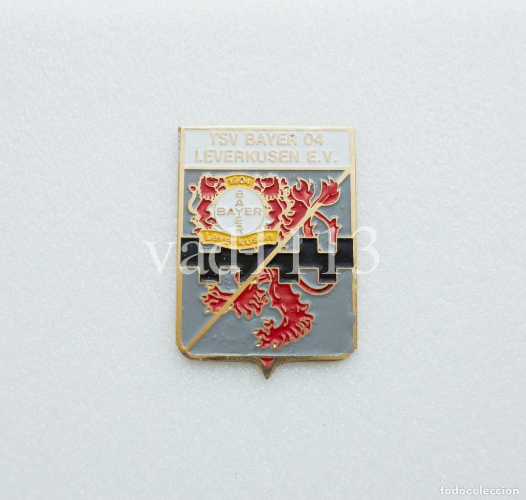 Collezionismo sportivo: Badge Pin: German football club Germany Bayer 04 Leverkusen