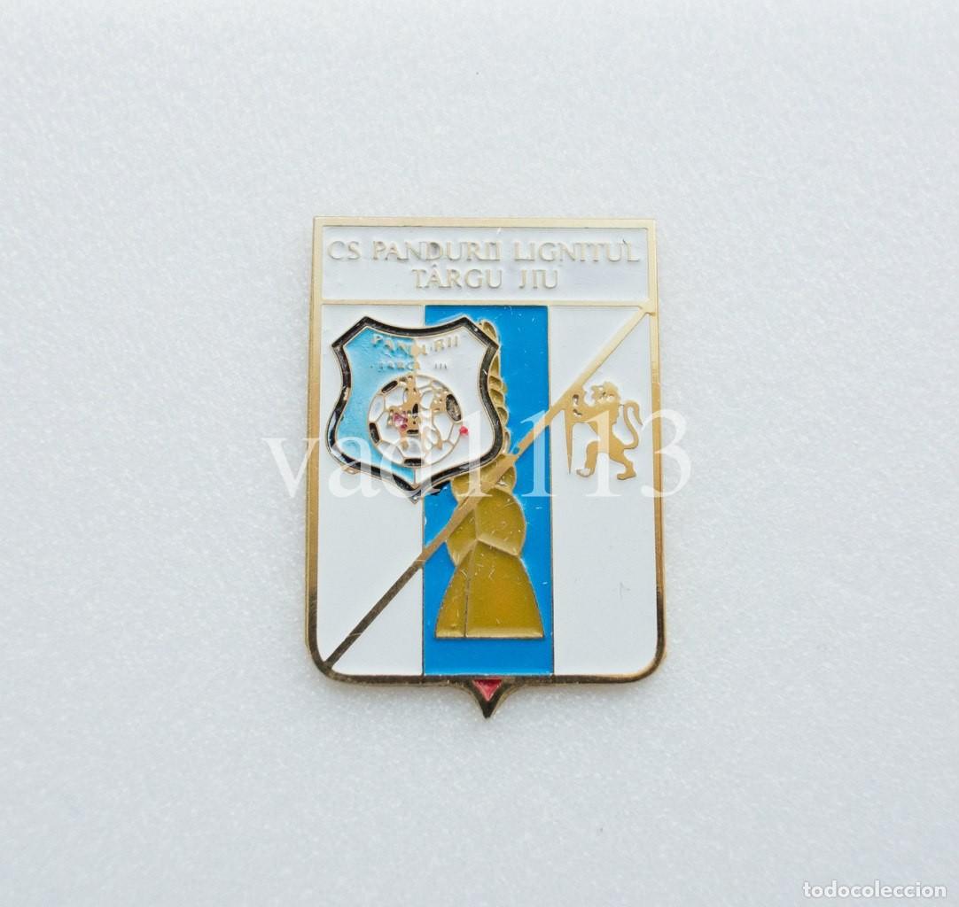Collectionnisme sportif: Badge Pin: European football clubs Romania - CS Pandurii Targu Jiu