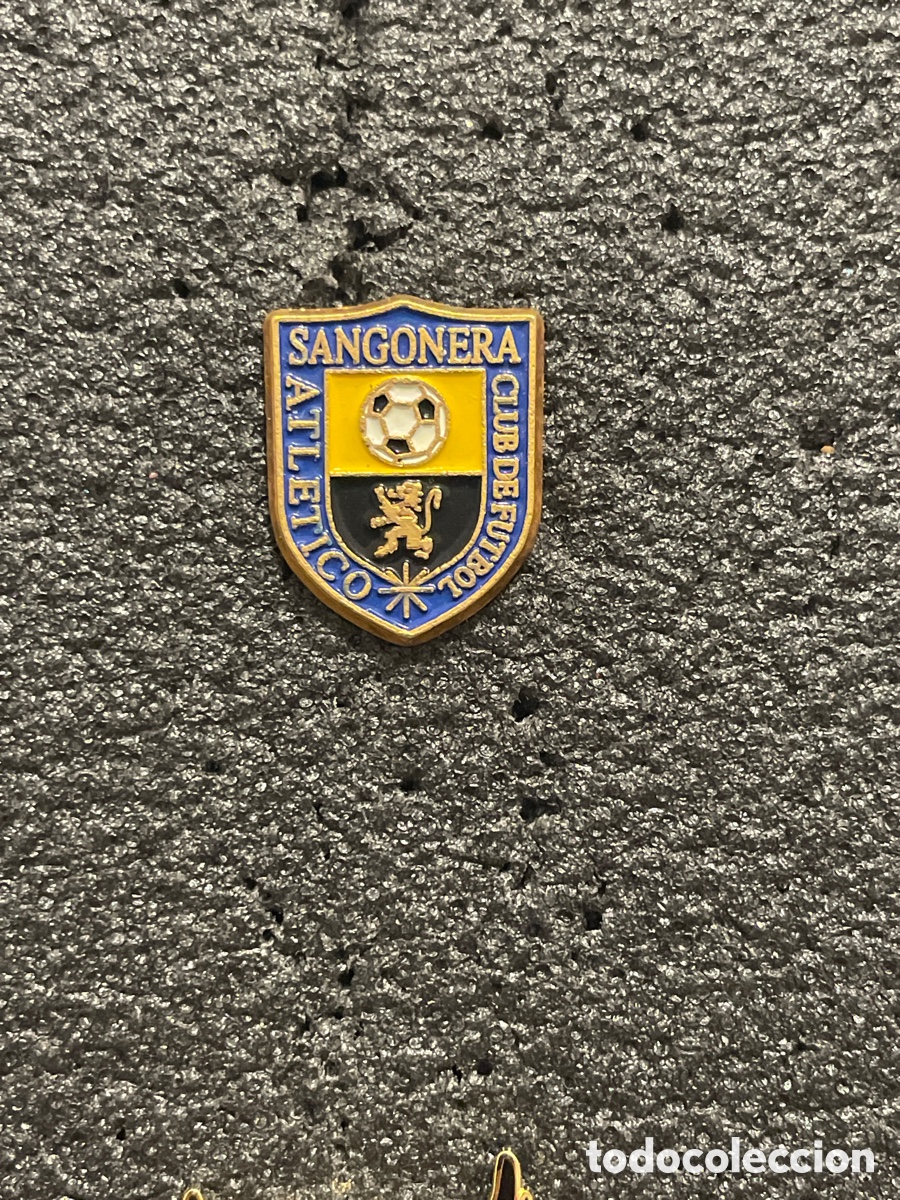 Collectionnisme sportif: Pin 91 ATLETICO SANGONERA C.F. - Sangonera La Verde (Murcia