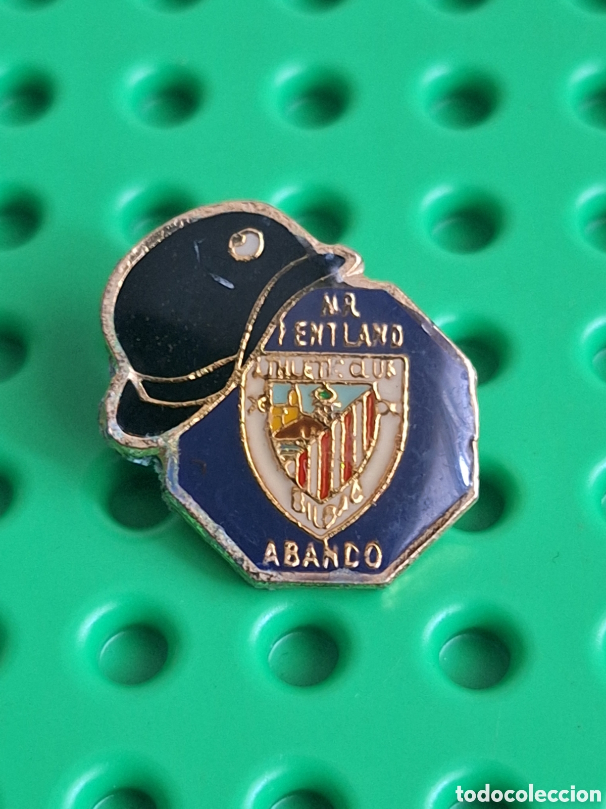 Collectionnisme sportif: Pin Pe&ntilde;a Athletic de Bilbao Abando