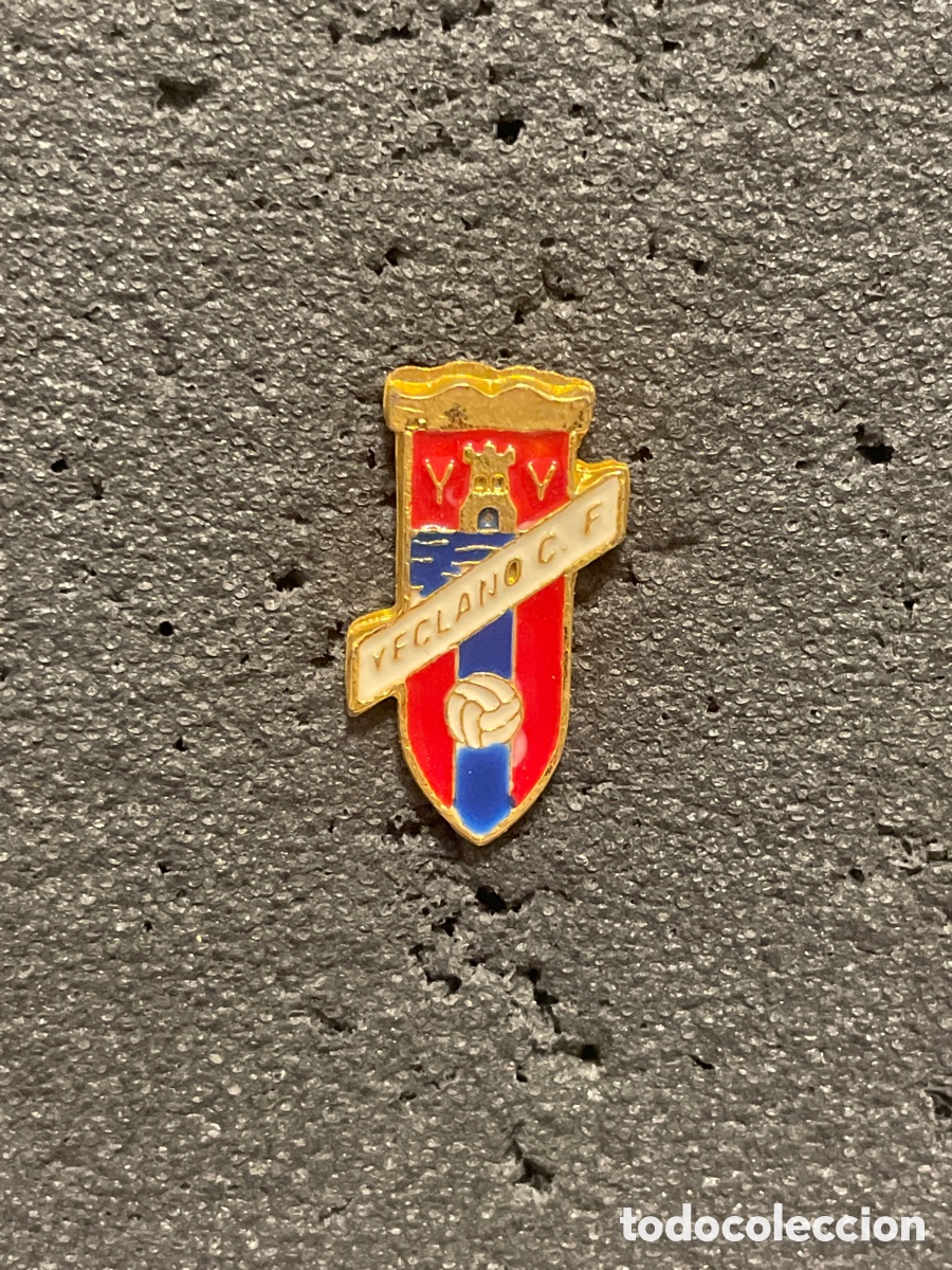 Collectionnisme sportif: Pin 148 YECLANO C.F. - Yecla (Murcia)