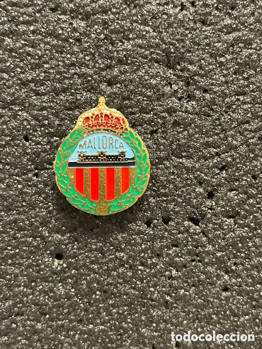 Collezionismo sportivo: Pin 12 MALLORCA F.C. - Palma ( Mallorca)