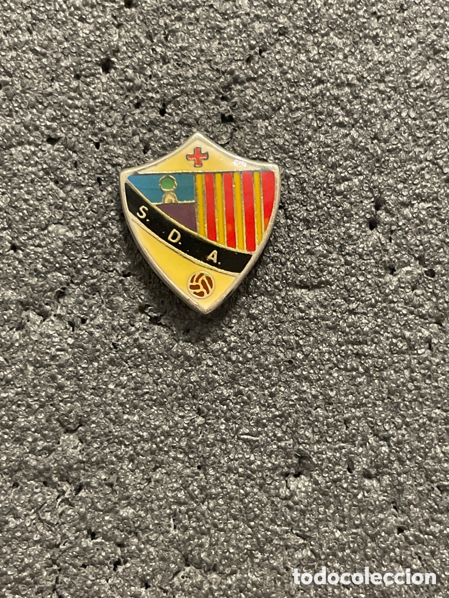 Collectionnisme sportif: Pin 67 S.D. ALARO - Alaro (Mallorca)