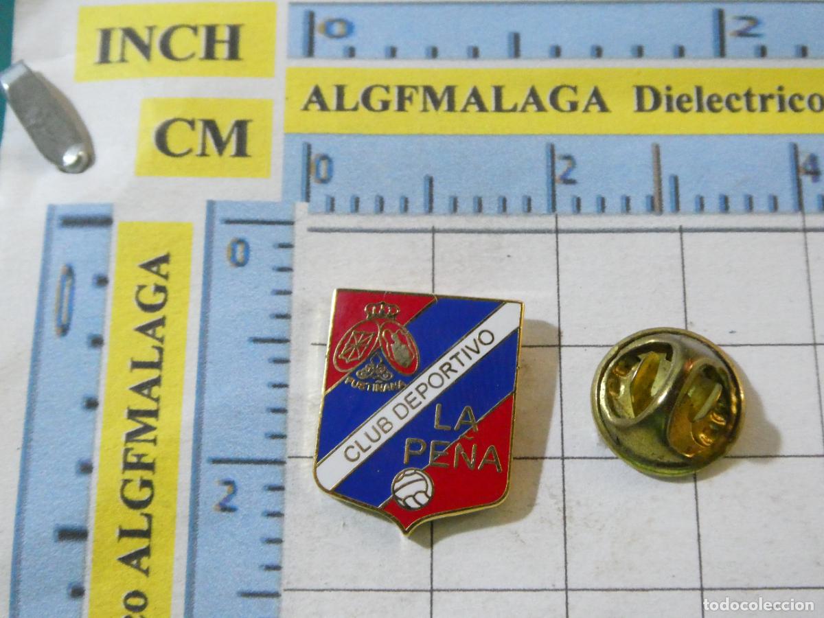 Collezionismo sportivo: PIN DE DEPORTES. F&Uacute;TBOL. CLUB DEPORTIVO LA PE&Ntilde;A NAVARRA. ESCUDO EQUIPO