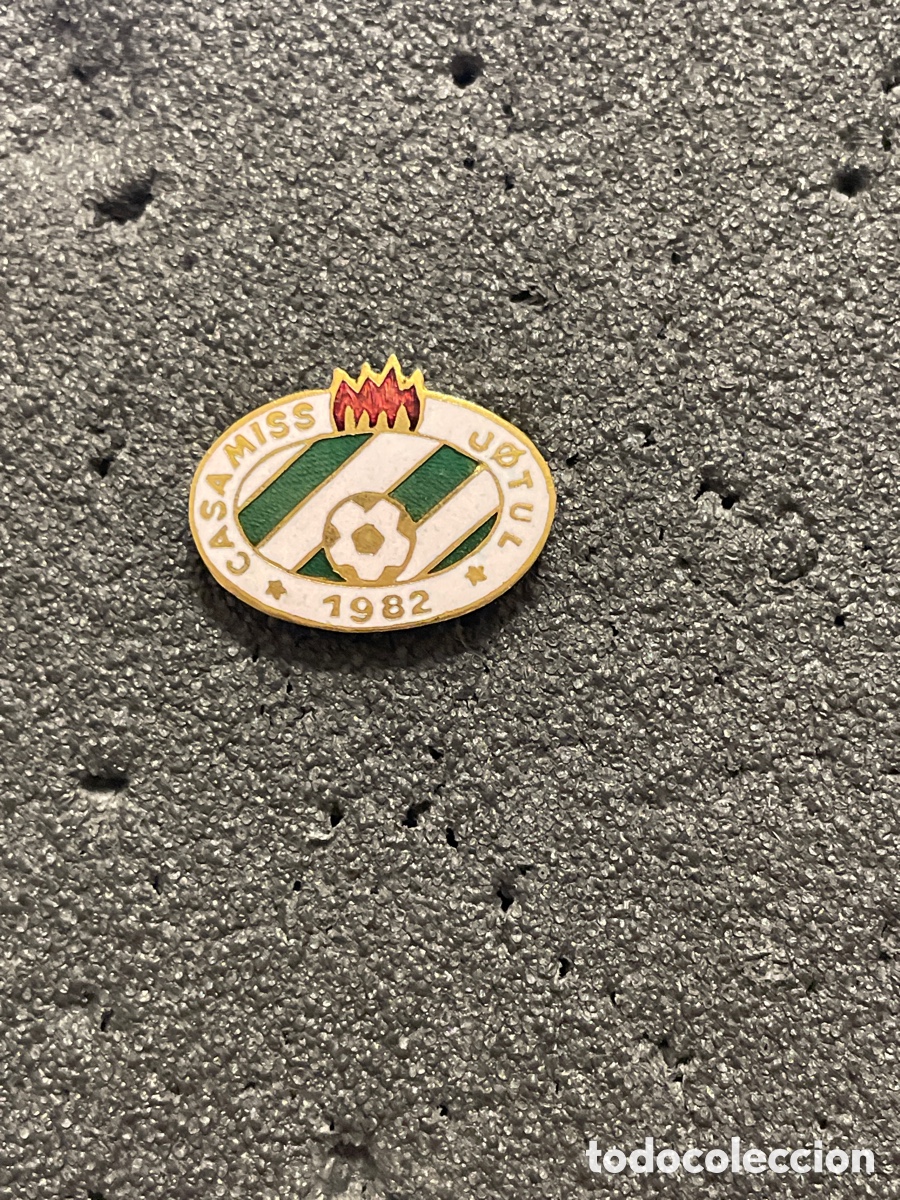 Collectionnisme sportif: Pin 76 C.E. CASA MISS JOTUL - Sa Pobla (Mallorca)