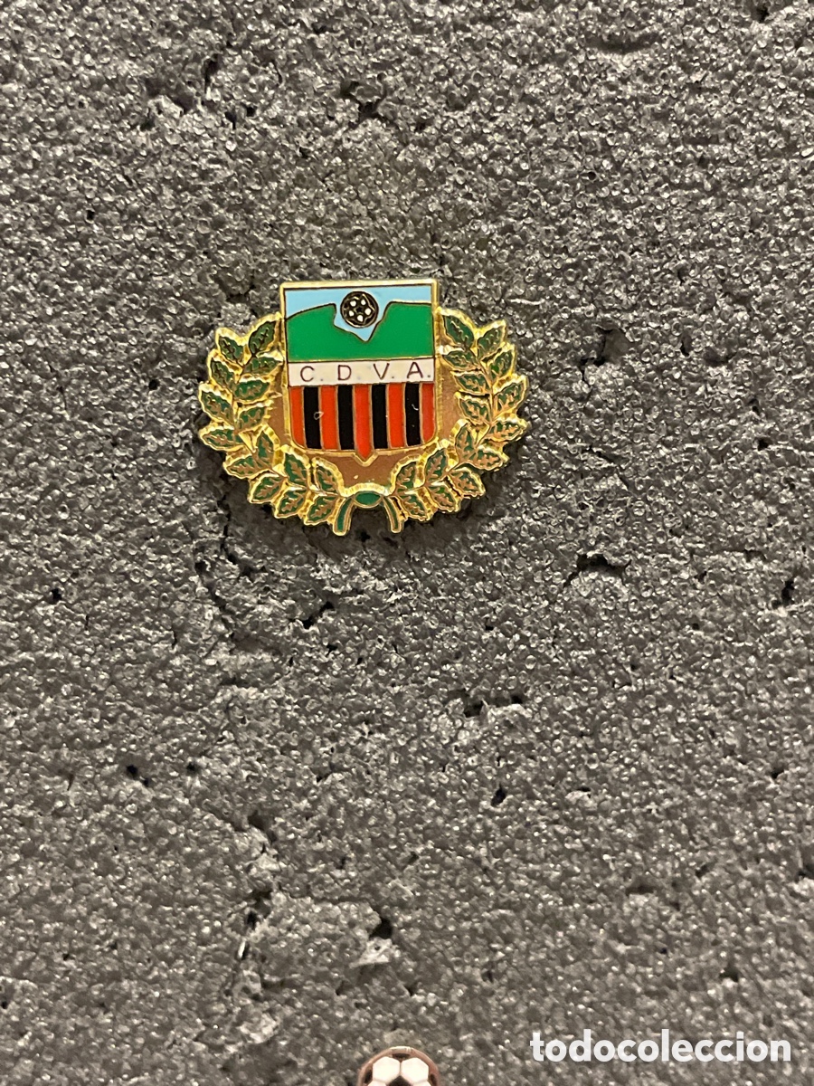 Collectionnisme sportif: Pin 81 C.D. VALLDEMOSA ATLETICO - Valldemosa (Mallorca)