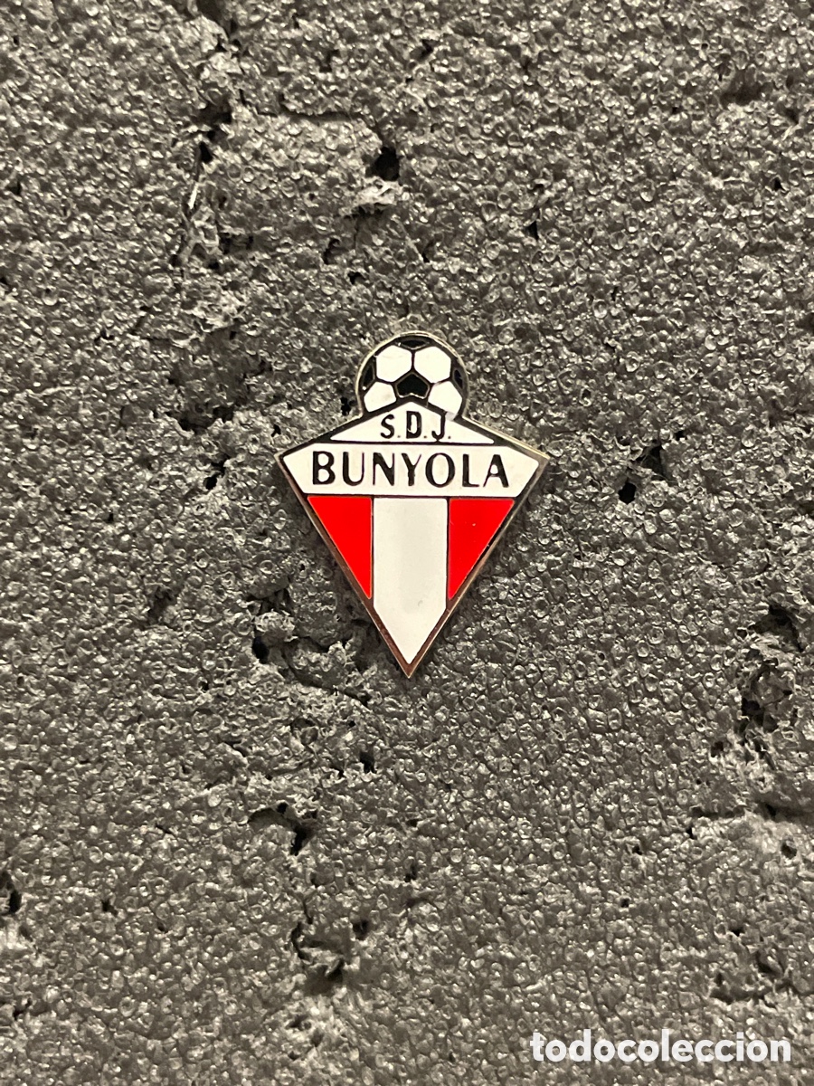 Collectionnisme sportif: Pin 86 S.D. JUVENTUD BUNYOLA - Bunyola (Mallorca)