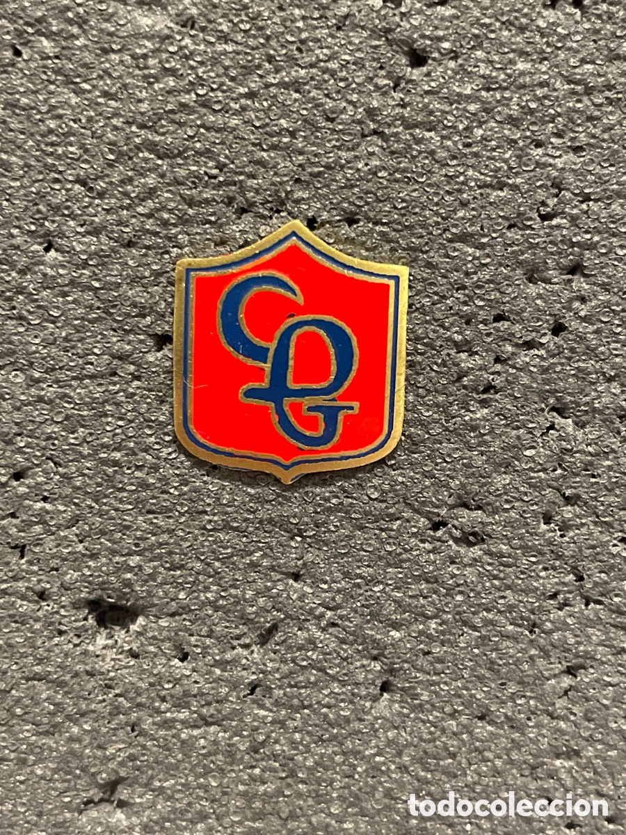 Collectionnisme sportif: Pin 105 C.D. GENOVES - Palma (Mallorca)