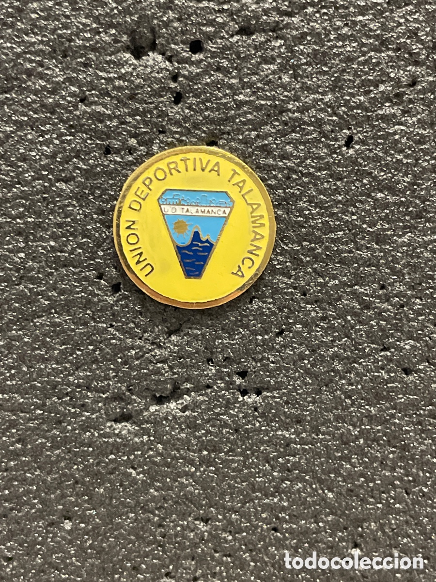 Collectionnisme sportif: Pin 138 U.D. TALAMANCA - Talamanca (Ibiza)
