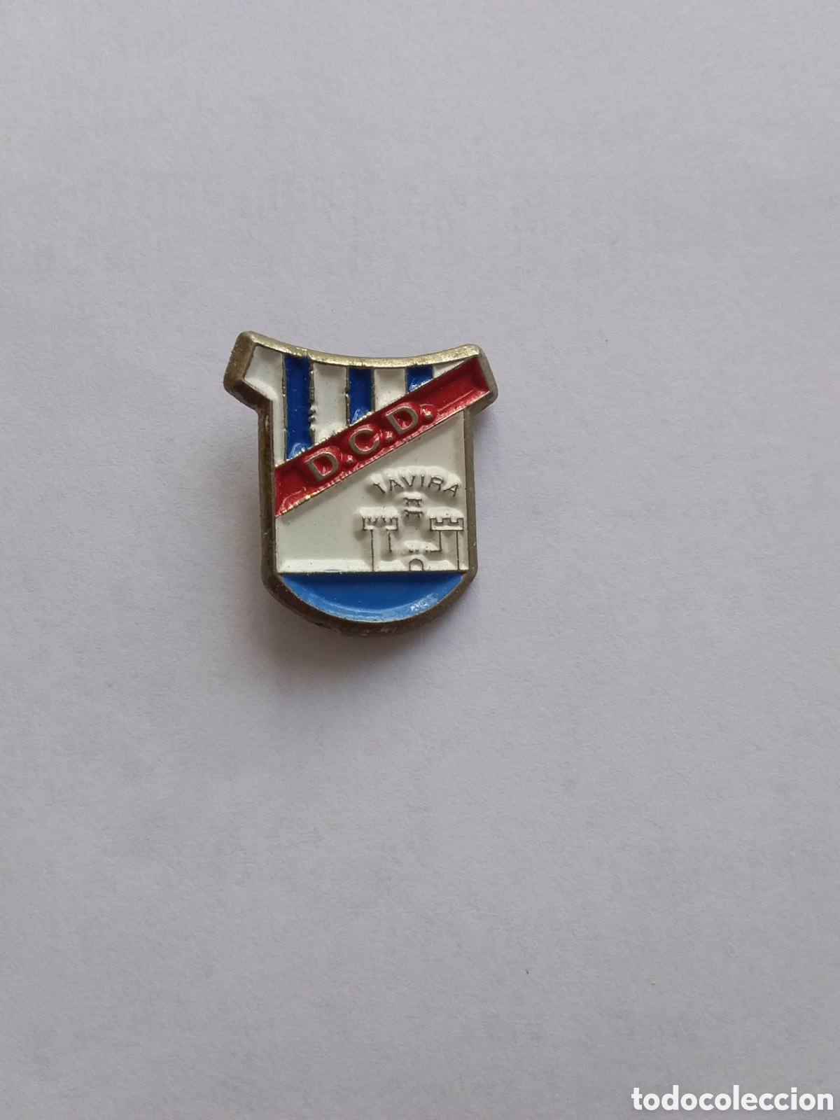 Collezionismo sportivo: Pin - Club Deportivo Tavira ( Vizcaya)