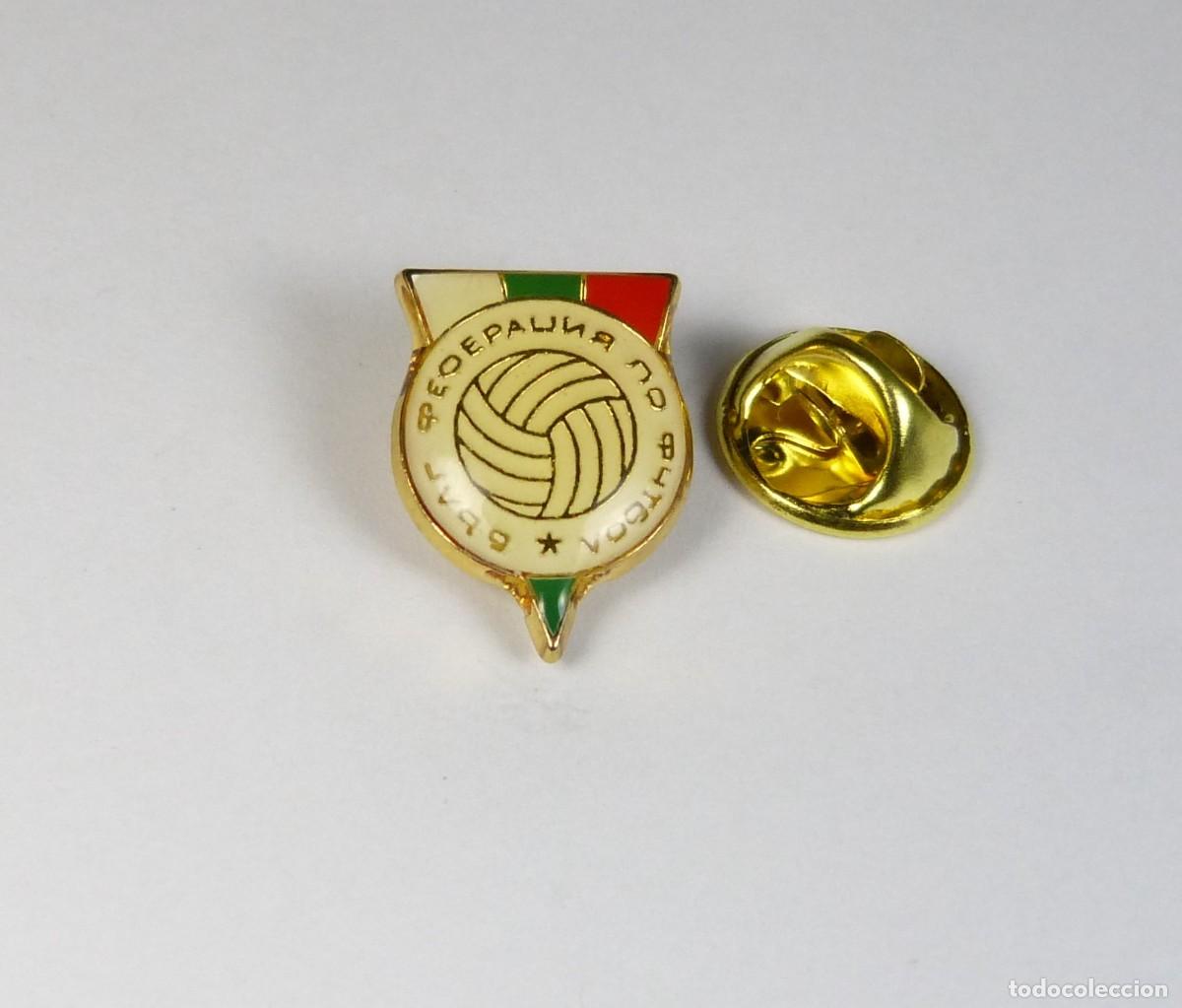 Collezionismo sportivo: 43 METAL PINS FF BULGARIA FUTBOL OLD LOGO YEARS' 90 VITRIFICADO FEDERATION FOOTBALL BADGE R38R