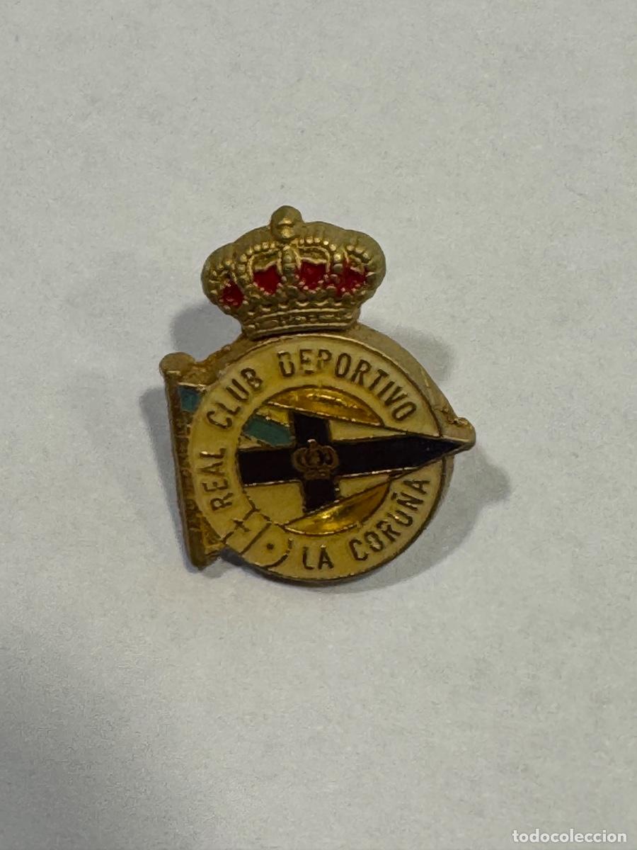 Collezionismo sportivo: R.C.D. LA CORU&Ntilde;A PIN F&Uacute;TBOL ORIGINAL DE &Eacute;POCA / COMPRA M&Iacute;NIMA 5&euro;