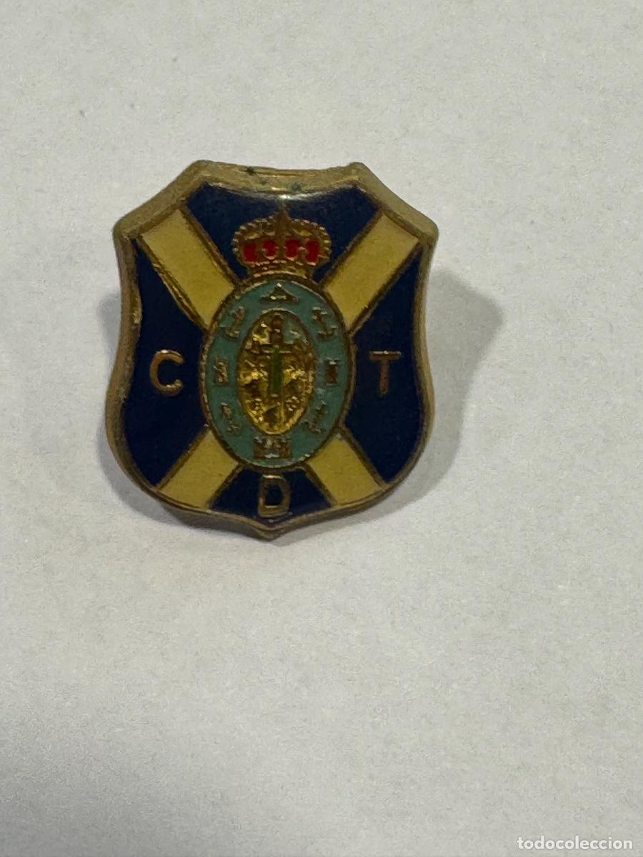Collezionismo sportivo: C.D. TENERIFE PIN F&Uacute;TBOL ORIGINAL DE &Eacute;POCA / COMPRA M&Iacute;NIMA 5&euro;