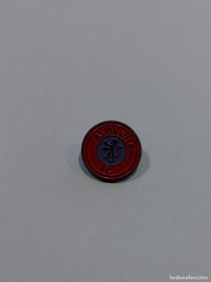 Collectionnisme sportif: ASTON VILLA F.C. PIN F&Uacute;TBOL ORIGINAL DE &Eacute;POCA / COMPRA M&Iacute;NIMA 5&euro;