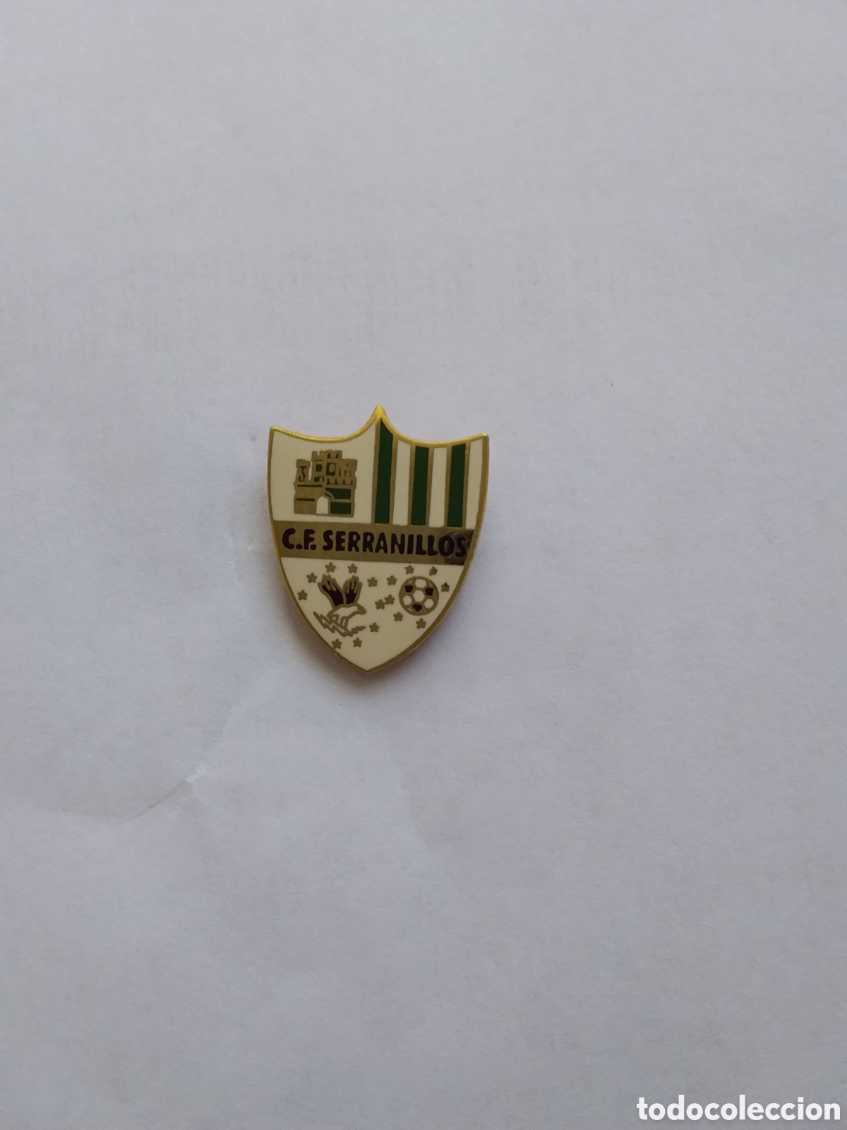Sammelleidenschaft Sport: Pin - Club de f&uacute;tbol Serranillos ( Madrid)