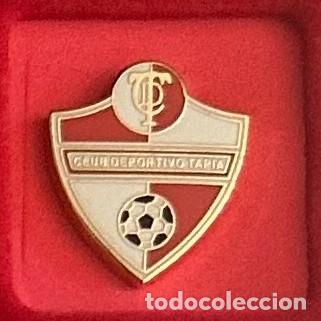 Sammelleidenschaft Sport: Pin de Futbol del Club CD Tapia - Villanueva de Tapia Malaga