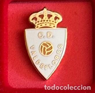 Collectionnisme sportif: Pin de Futbol del Club CD Valdeflores Malaga