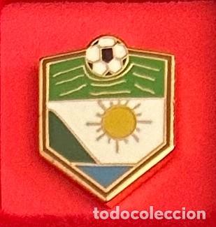 Collezionismo sportivo: Pin de Futbol del Club CD 26 de Febrero Malaga