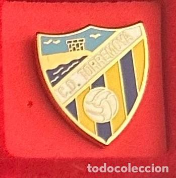 Collezionismo sportivo: Pin de Futbol del Club CD Torre Moya Benajarafe Malaga