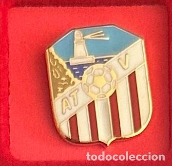 Collezionismo sportivo: Pin de Futbol del Club Atletico Valdeflores Malaga