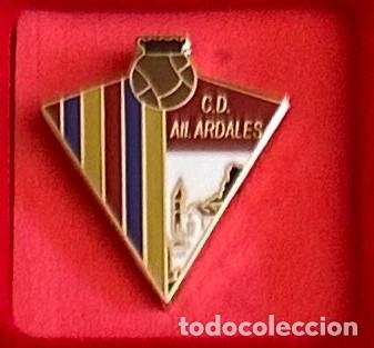 Collectionnisme sportif: Pin de Futbol del Club CD Atletico Ardales Malaga