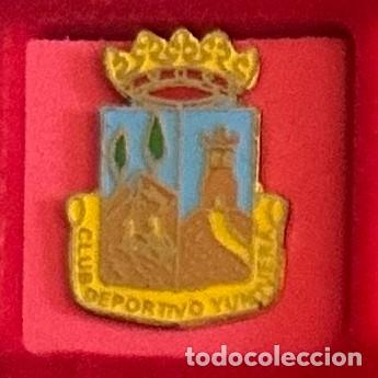 Collectionnisme sportif: Pin de Futbol del Club CD Yunquera Malaga