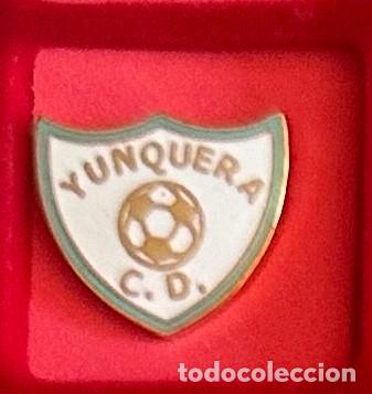 Collectionnisme sportif: Pin de Futbol del Club CD Yunquera Malaga