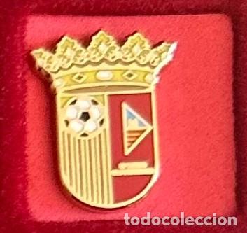 Collectionnisme sportif: Pin de Futbol del Club Sport Camp D&acute;an Serralta Palma de Mallorca