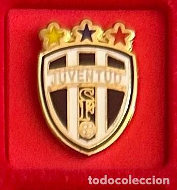 Colecionismo desportivo: Pin de Futbol del Club Juventud sin Fronteras Palma de Mallorca