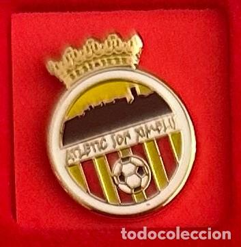 Colecionismo desportivo: Pin de Futbol del Club Atletico Son Ximelis Palma de Mallorca