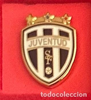Colecionismo desportivo: Pin de Futbol del Club Juventud sin Fronteras Palma de Mallorca