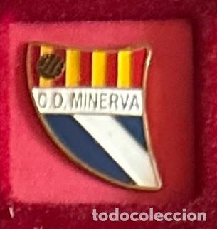 Colecionismo desportivo: Pin de Futbol del Club CD Minerva Ciudadela Menorca