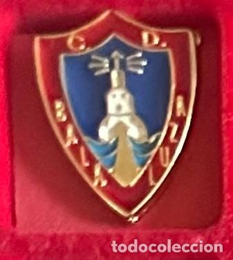 Collezionismo sportivo: Pin de Futbol del Club CD Bala Azul - Puerto de Mazarron Murcia