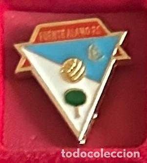 Collezionismo sportivo: Pin de Futbol del Club CF Fuentealamo Murcia