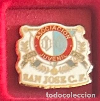 Collezionismo sportivo: Pin de Futbol del Club CF San Jose - Lorca Murcia