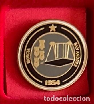 Sammelleidenschaft Sport: Pin de Futbol del Club FC San Andres Murcia
