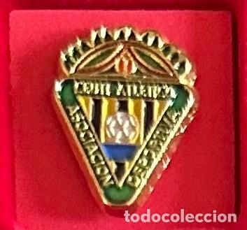 Sammelleidenschaft Sport: Pin de Futbol del Club AD Ceuti Atletico Murcia