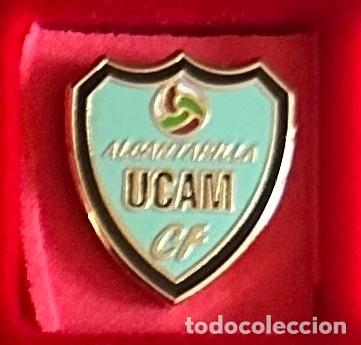 Sammelleidenschaft Sport: Pin de Futbol del Club CF UCAM Alcantarilla Murcia