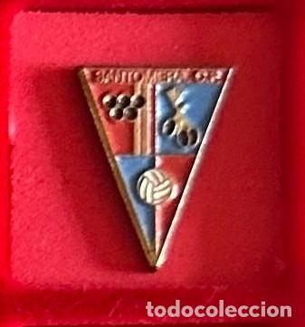 Sammelleidenschaft Sport: Pin de Futbol del Club CF Santomera Murcia