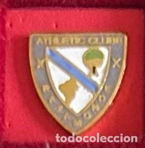Sammelleidenschaft Sport: Pin de futbol del Club Athletic Clube Razamonde Orense