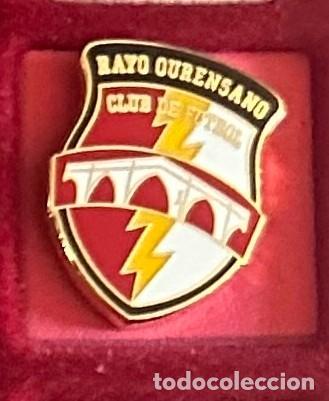 Collectionnisme sportif: Pin de futbol del Club CF Rayo Ourensano Orense Ourense