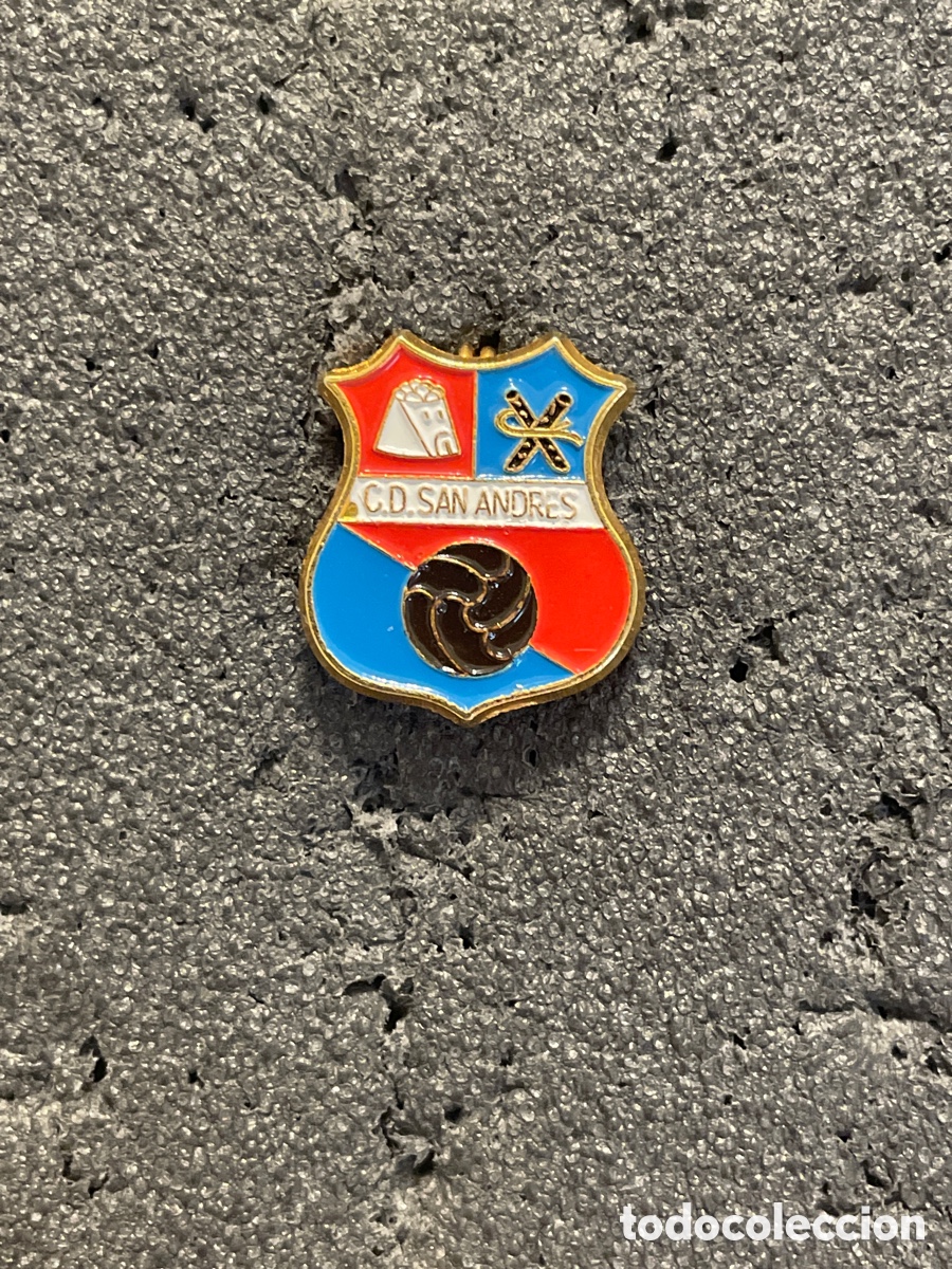Collectionnisme sportif: Pin 25 C.D. SAN ANDRES - Santa Cruz de Tenerife (Tenerife)