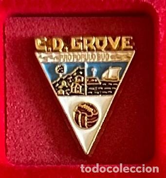 Sammelleidenschaft Sport: Pin de futbol del Club CD Grove Pontevedra