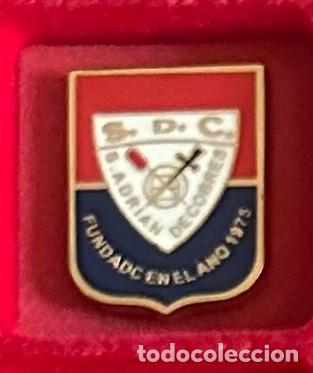 Collectionnisme sportif: Pin de futbol del Club SDC San Adrian - San Adrian de Cobres - Pontevedra