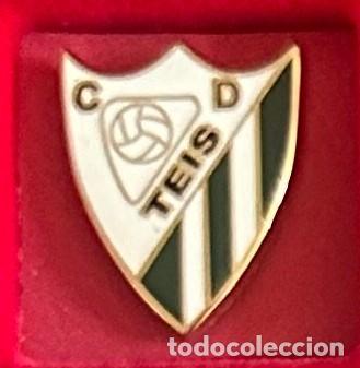 Colecionismo desportivo: Pin de futbol del Club CD Teis - Vigo - Pontevedra