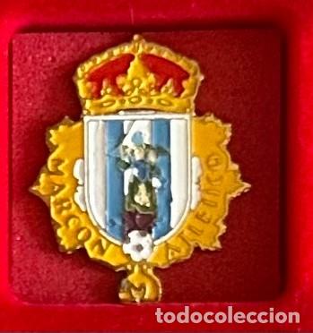 Colecionismo desportivo: Pin de futbol del Club Marcon Atletico - Pontevedra