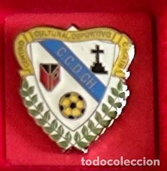 Colecionismo desportivo: Pin de futbol del Club CCD Chain - Cambados - Pontevedra