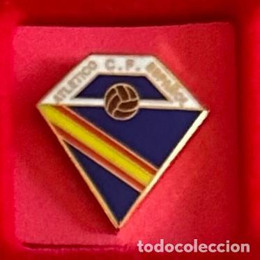 Colecionismo desportivo: Pin de futbol del Club Atletico Espa&ntilde;ol CF - Sidi Ifni - Protectorado Marroqui