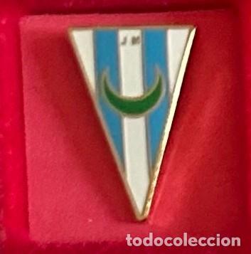 Colecionismo desportivo: Pin de futbol del Club CD Juventud Marroqui - Alhucemas - Protectorado Marroqui